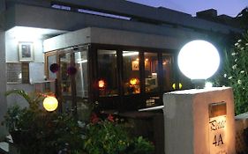 Petite Homestays